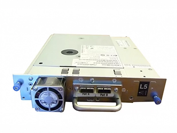 Ленточный привод IBM LTO