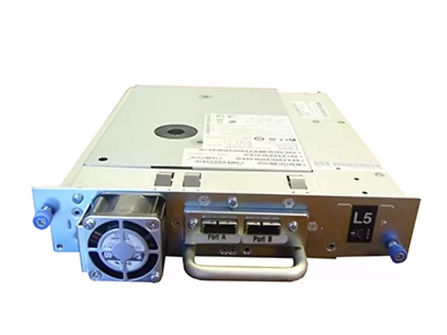 Ленточный привод IBM LTO